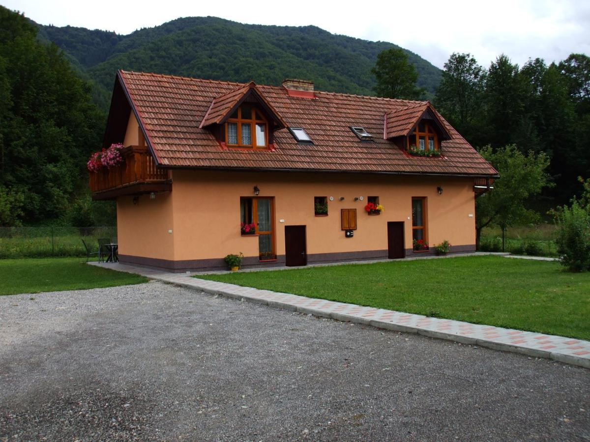 Privat Sokolie Apartment Terchova Bagian luar foto